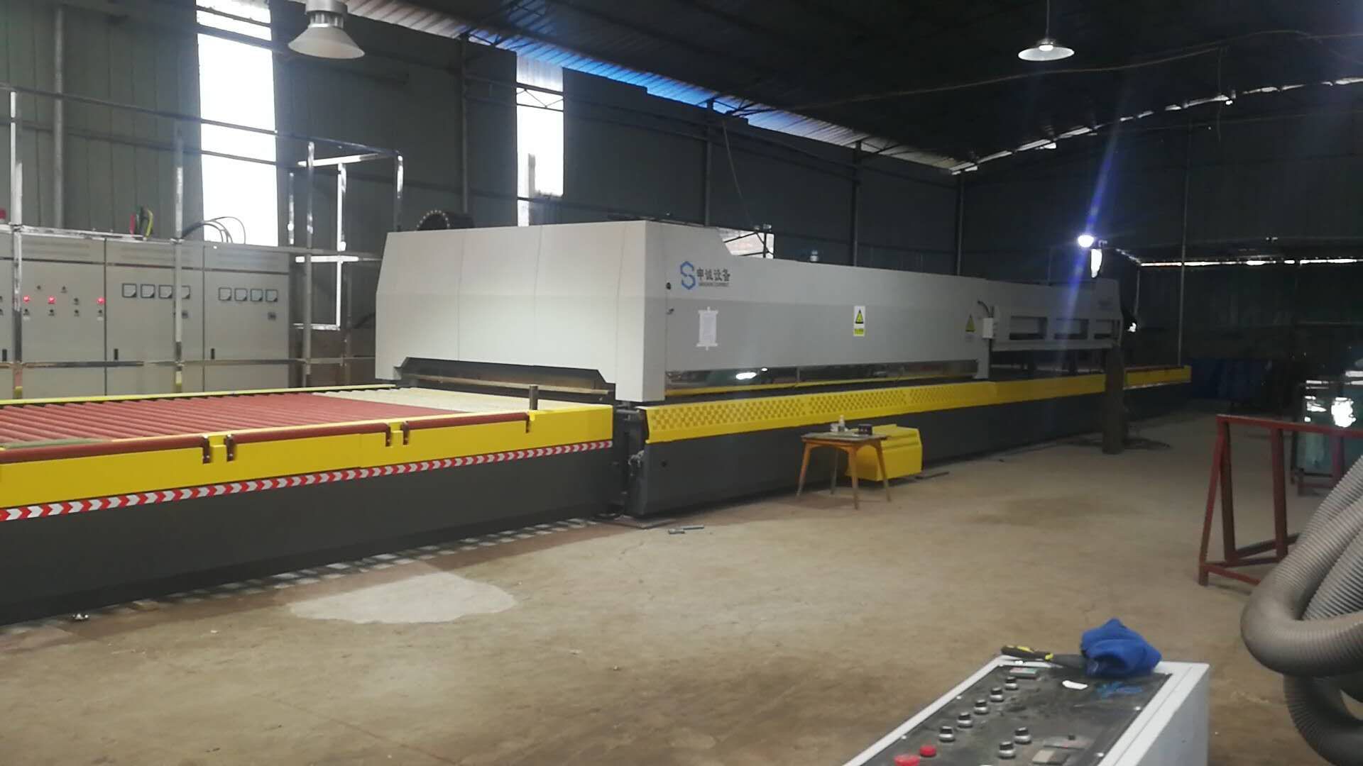 鋼(gāng)化爐中放片段的作用是什麽? 鋼化爐中放(fàng)片段的作用是(shì)什麽?